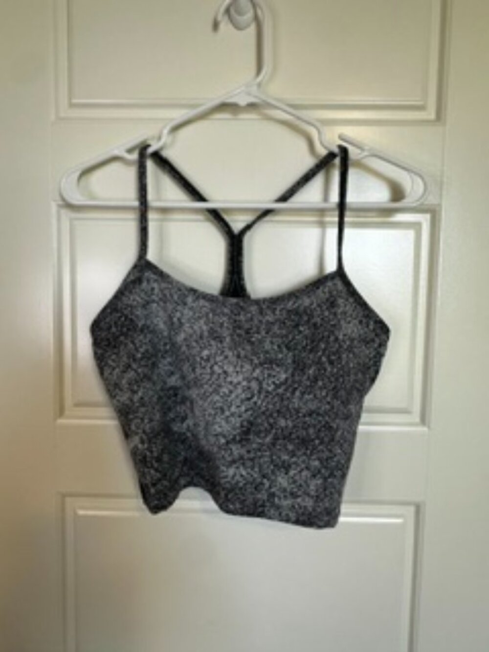 Lululemon workout tank w/ built in bra